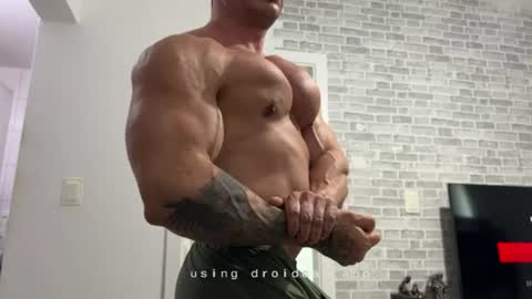 couplemuscle40 online show from 07/29/26, 05:33