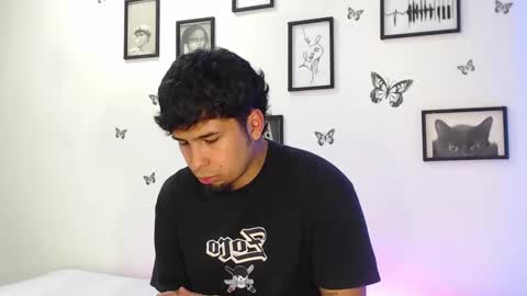 Juli and Liam online show from 01/04/25, 04:44