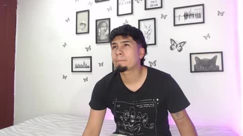 Juli and Liam online show from 01/17/25, 11:17