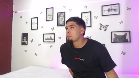 Juli and Liam online show from 01/31/25, 07:07