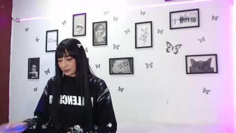 Juli and Liam online show from 02/24/25, 07:55