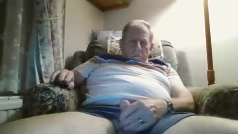 courieral1 online show from 09/17/25, 08:43