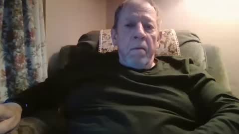 courieral1 online show from 10/25/25, 06:54