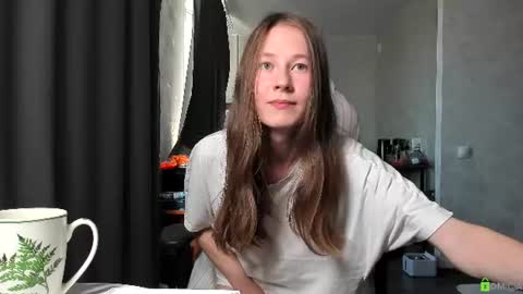 Im Courtney Nice to meet youFollow meInstagram courtneyluv778 online show from 06/17/26, 01:23