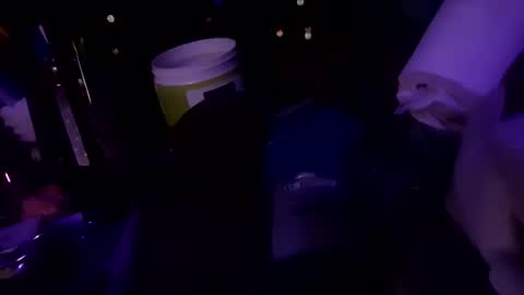 Snapshot of cowboysprincess chatting on 11/24/25, 01:22 Cowboy-Ohiolook online show from 11/24/25, 01:22