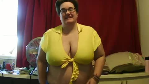 Craftgirl online show from 10/08/25, 02:25