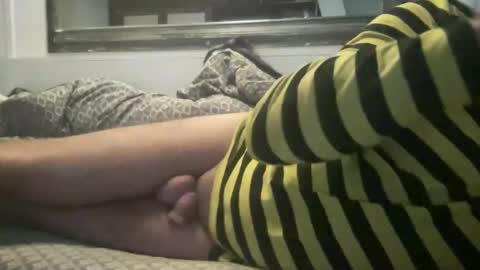 crapaud75018 online show from 12/10/24, 02:17