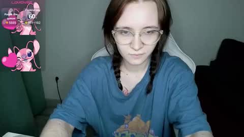 Snapshot of crash_test13 chatting on 10/31/25, 08:10 crash_test13 online show from 10/31/25, 08:10