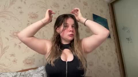 Elise online show from 10/24/25, 05:48