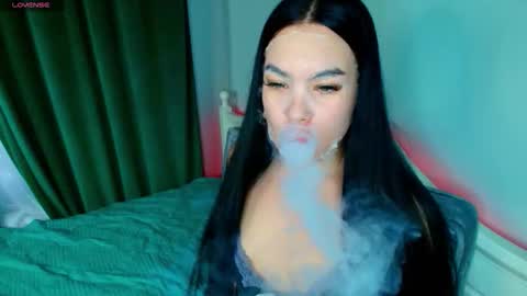 Snapshot of crazy__berry chatting on 10/14/25, 06:47 Eva online show from 10/14/25, 06:47