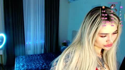 Snapshot of crazy__berry chatting on 04/09/26, 03:39 Eva online show from 04/09/26, 03:39