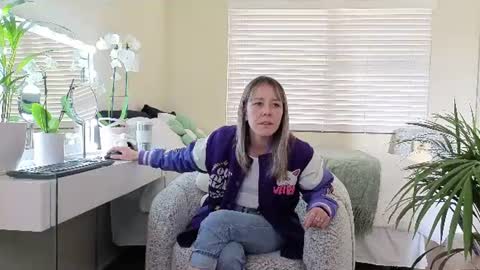 Snapshot of crazy_ass_stacy chatting on 07/14/26, 01:06 Stacy 2pm to 6pm mon-fri 3 CAT online show from 07/14/26, 01:06