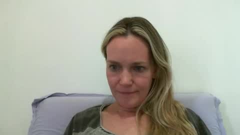Anny online show from 12/06/24, 08:40