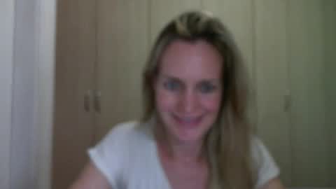 Anny online show from 12/10/24, 10:37