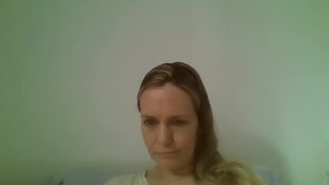 Anny online show from 12/11/24, 10:36