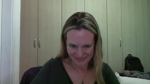 Anny online show from 12/17/24, 09:38