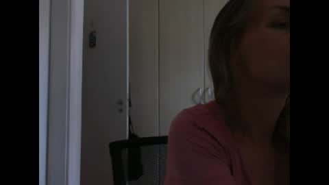 Anny online show from 12/28/24, 02:10