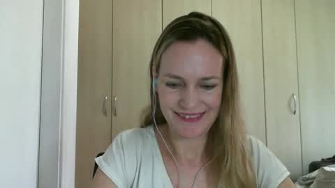 Anny online show from 01/30/25, 10:50