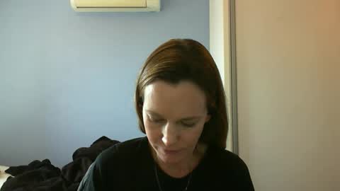 Anny online show from 09/08/25, 03:55