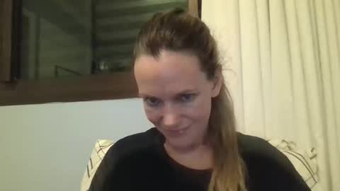 Anny online show from 09/13/25, 12:21