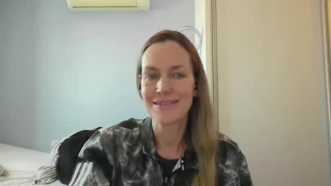 Anny online show from 11/28/25, 12:30