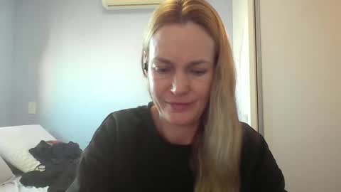 Anny online show from 06/08/26, 10:48