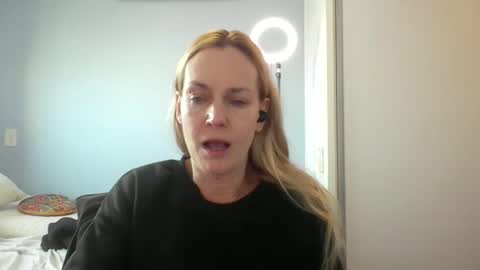 Anny online show from 06/09/26, 10:49