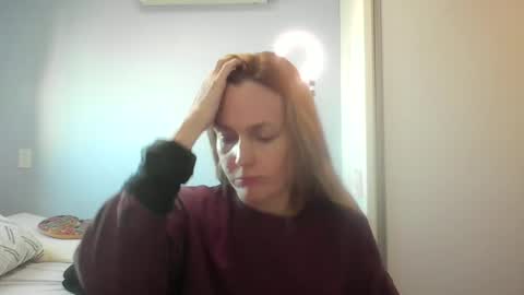 Anny online show from 06/18/26, 10:52
