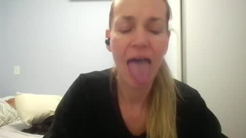 Anny online show from 06/23/26, 12:30