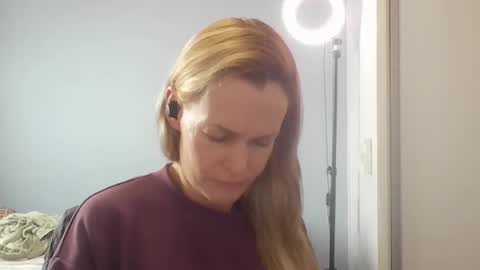 Anny online show from 07/30/26, 12:15
