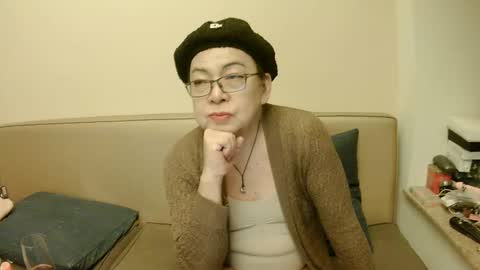 Kelly   online show from 03/03/25, 08:54