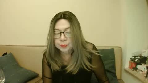 Kelly   online show from 10/07/25, 05:21