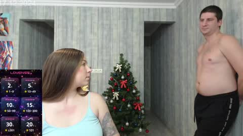 Snapshot of crazycouple1993 chatting on 12/17/24, 12:00 Kerry Ronny. More customized contentFREE following online show from 12/17/24, 12:00