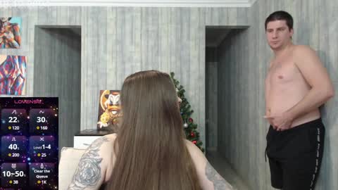 Snapshot of crazycouple1993 chatting on 12/18/24, 11:45 Kerry Ronny. More customized contentFREE following online show from 12/18/24, 11:45