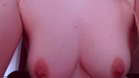 Snapshot of crazydollelf chatting on 11/23/25, 12:49 Camille online show from 11/23/25, 12:49