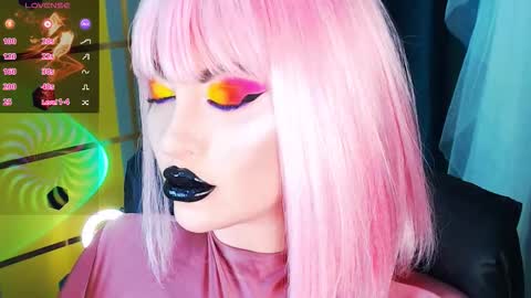 Roxy online show from 09/18/25, 02:41