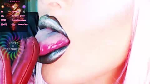 Roxy online show from 09/19/25, 02:51