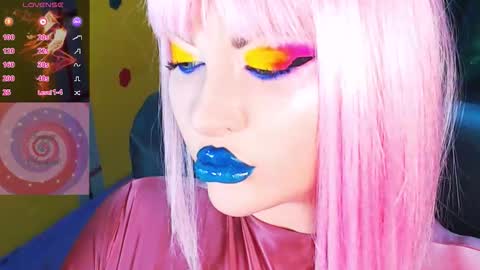 Roxy online show from 10/19/25, 03:23