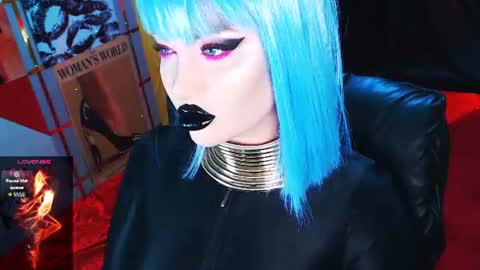 Roxy online show from 06/17/26, 02:51