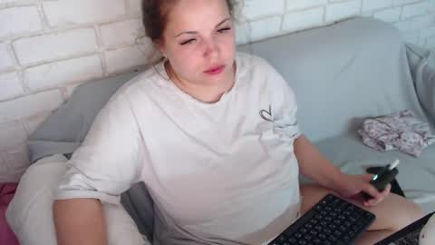 Crazyy Girl  online show from 06/04/26, 04:02