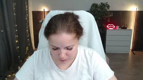 Crazyy Girl  online show from 06/26/26, 03:00