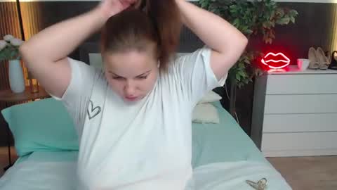 Crazyy Girl  online show from 07/28/26, 03:35