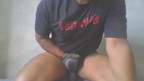 Snapshot of crazzy_booy chatting on 09/12/25, 04:23 crazzy_booy online show from 09/12/25, 04:23