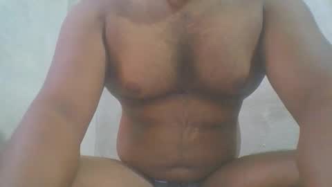 crazzy_booy online show from 05/13/26, 03:48