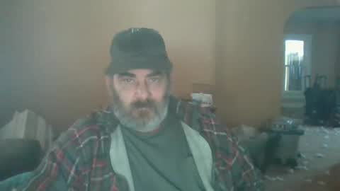 Snapshot of cre9876 chatting on 12/17/24, 07:37 alway horny online show from 12/17/24, 07:37