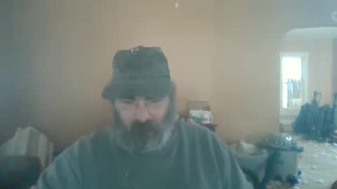 Snapshot of cre9876 chatting on 01/16/25, 08:25 alway horny online show from 01/16/25, 08:25