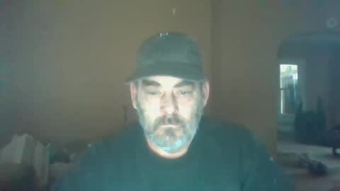 Snapshot of cre9876 chatting on 03/04/25, 10:05 alway horny online show from 03/04/25, 10:05