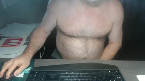 Creamormilk online show from 11/26/25, 01:56