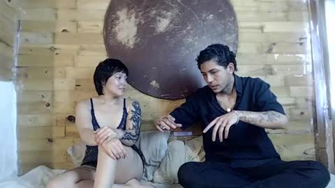  CAMILA Y SEBASTIAN online show from 01/15/25, 10:02