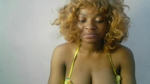 Snapshot of creamy_babyx chatting on 06/04/26, 09:26 Creamy babyx online show from 06/04/26, 09:26